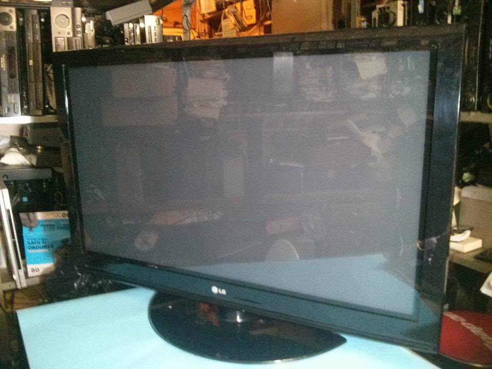 Television LG 42'' Plasma 42PQ20 a vendre for sale montreal 514